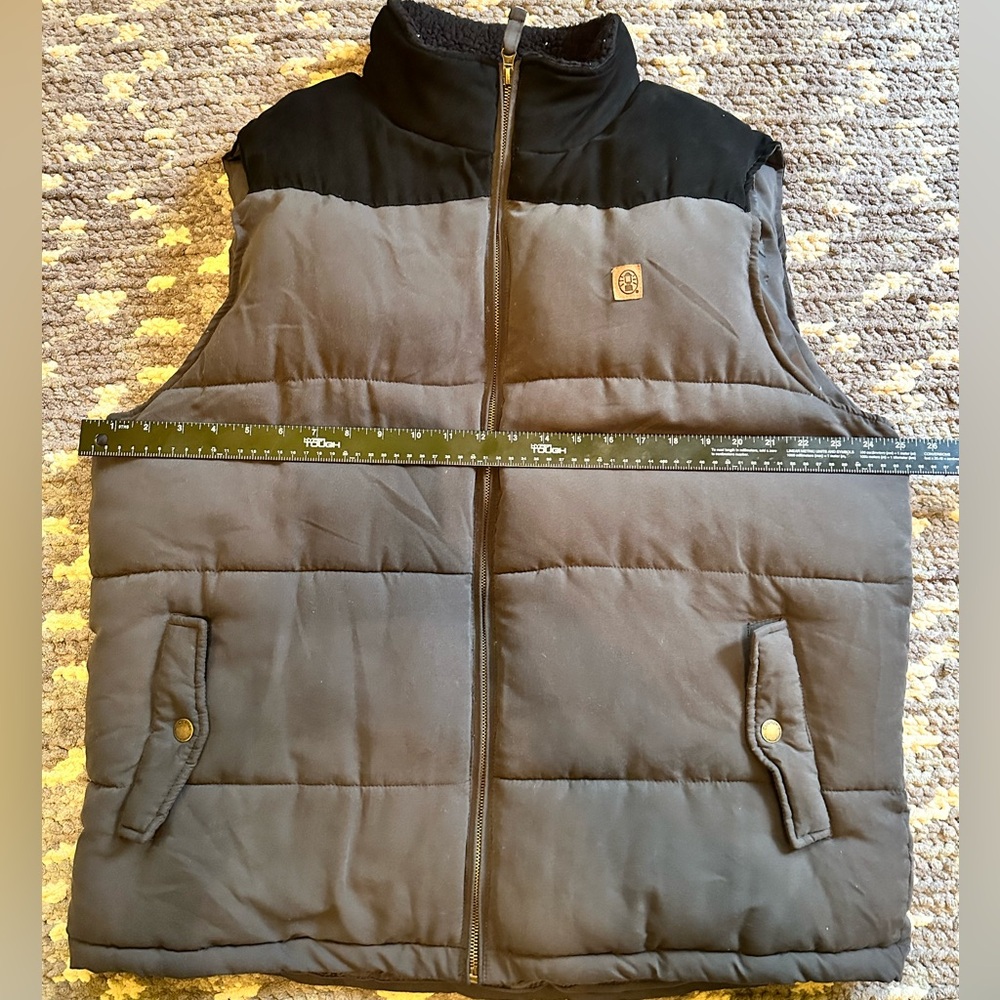 Coleman Gray and Black Puffer Vest, XL - Picture 8 of 9